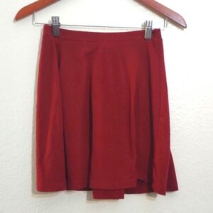 SLIGHTLY USED LILY WHITE BURGUNDY SKIRT SIZE XS